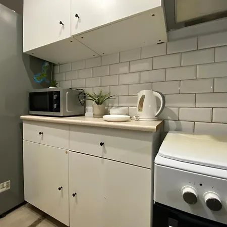 Hostello Airport Strzegomska - W Pelni Wyposazone Breslavia