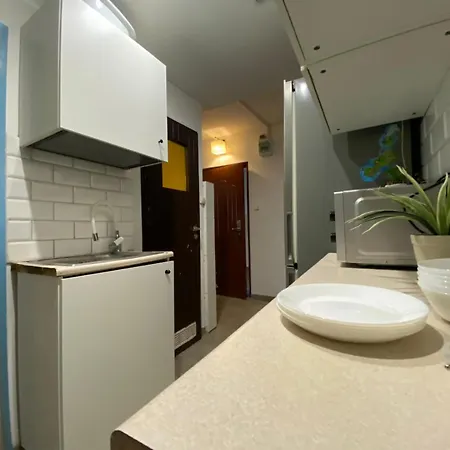 Hostello Airport Strzegomska - W Pelni Wyposazone * فروتسواف