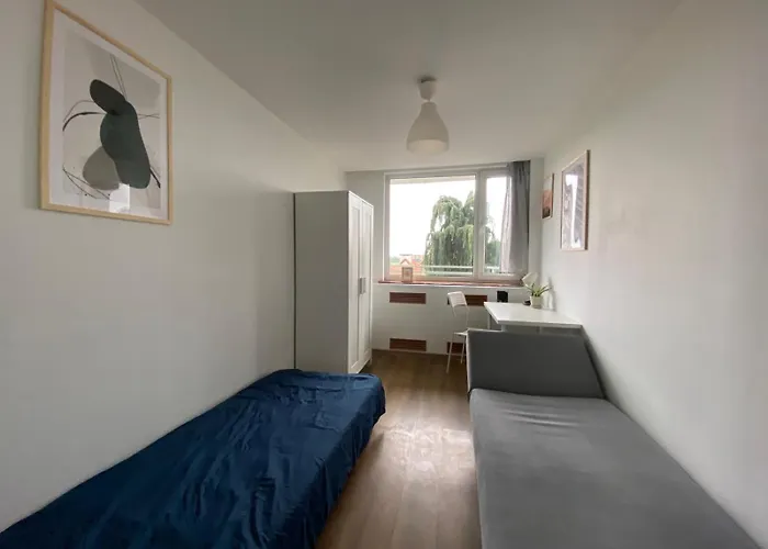 Hostello Airport Strzegomska - W Pelni Wyposazone Hostel