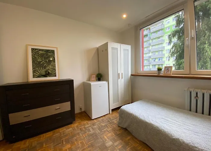 Vandrarhem Hostello Airport Strzegomska - W Pelni Wyposazone *