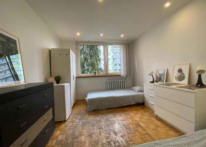 Hostello Airport Strzegomska - W Pelni Wyposazone *