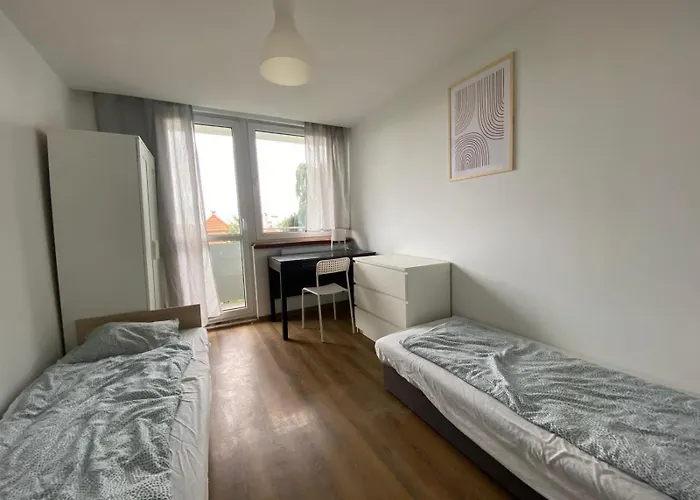 Hostello Airport Strzegomska - W Pelni Wyposazone Wrocław