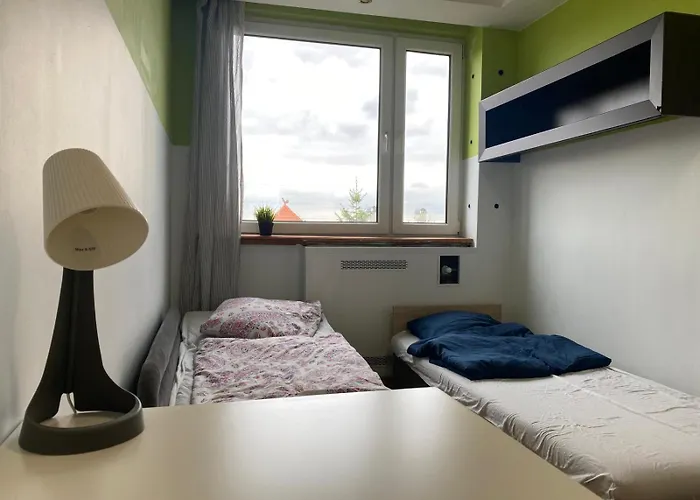 Hostello Airport Strzegomska - W Pelni Wyposazone