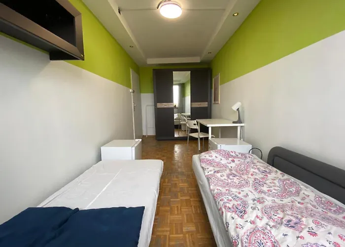 Hostello Airport Strzegomska - W Pelni Wyposazone *